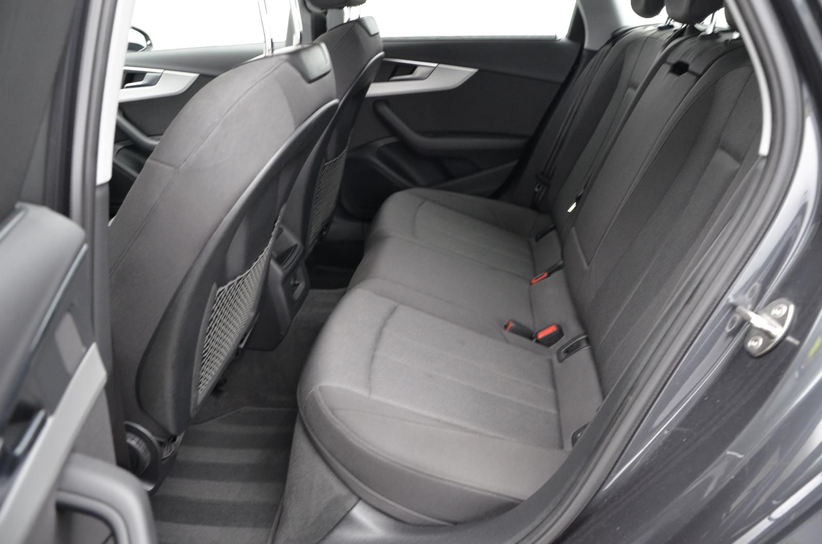 Fahrzeugabbildung Audi A4 Avant advanced 40 TDI 150kW S tronic LED Navi