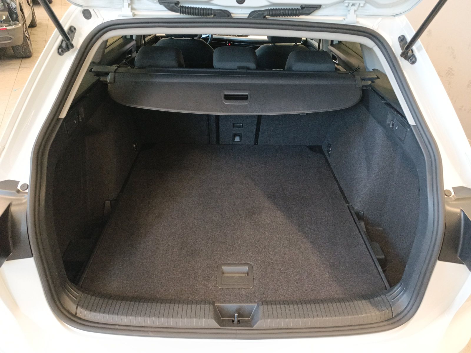 Volkswagen Golf - Bild 19