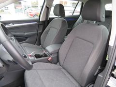 VW Golf VIII Variant 1.5eTSI Life DSG LED Navi Ahk VW Golf VIII Variant 1.5eTSI Life DSG LED Navi Ahk