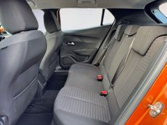 PEUGEOT 2008 -e Active Tempomat 11kW-Lader DAB+ PDC