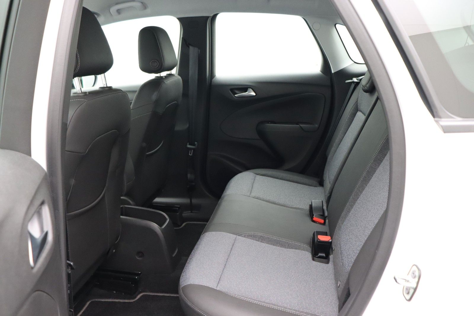 Fahrzeugabbildung Opel Crossland 1.2 Elegance