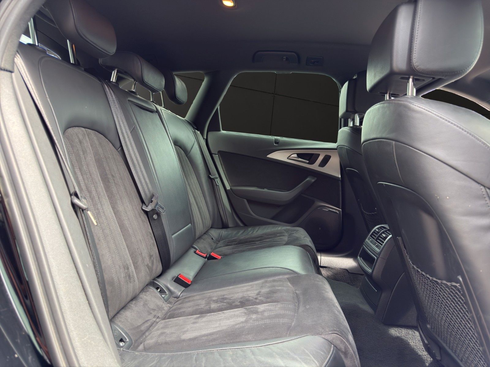 Fahrzeugabbildung Audi A6 Avant *BOSE*Standhz*Tempo*Alcantara*Spurhalt