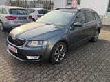 Skoda Octavia Combi 2.0TDI  AHK Keyless Bi Xenon Navi - Skoda Octavia Gebrauchtwagen in Saarbrücken