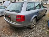 Audi A6 Avant 1.9Tdi - Audi A6 mit Diesel-Antrieb: Kombi, 1.9
