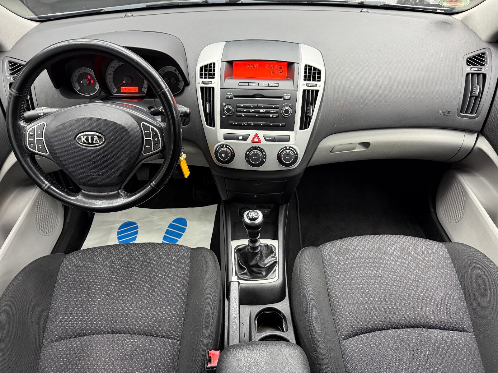 Kia cee'd Sportswagon EX 1.4 / Klimaanlage