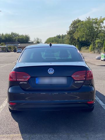 Volkswagen Jetta zu verkaufen Mit neue Tüv, 120 PS Be...