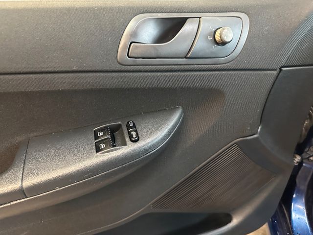 Skoda Fabia *KLIMA*AHK*TÜV: 327*Dachreling*