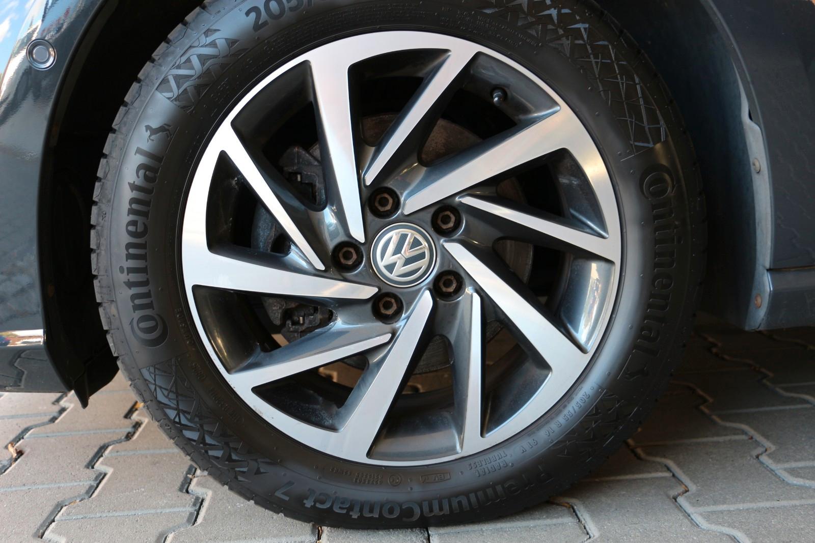 Volkswagen Golf VII Variant Sound 4Motion, Navi, LED, Cam.