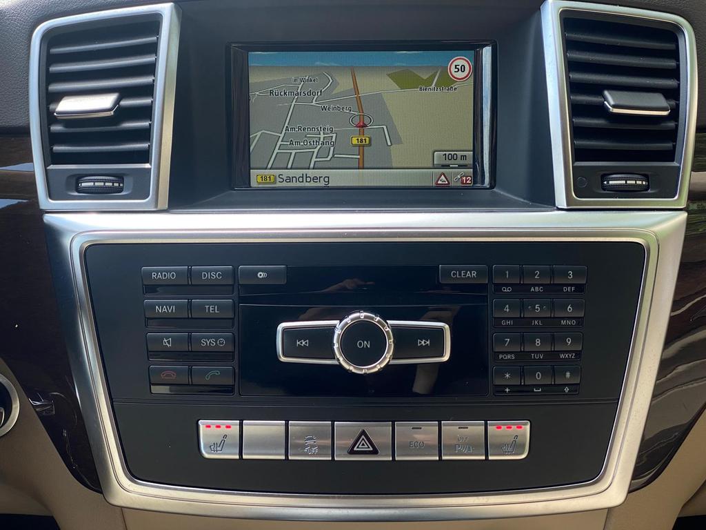 Mercedes-Benz ML 500