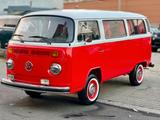Volkswagen T2 Fensterbus 6Sitzer Vollrestauriert - rote Volkswagen T2