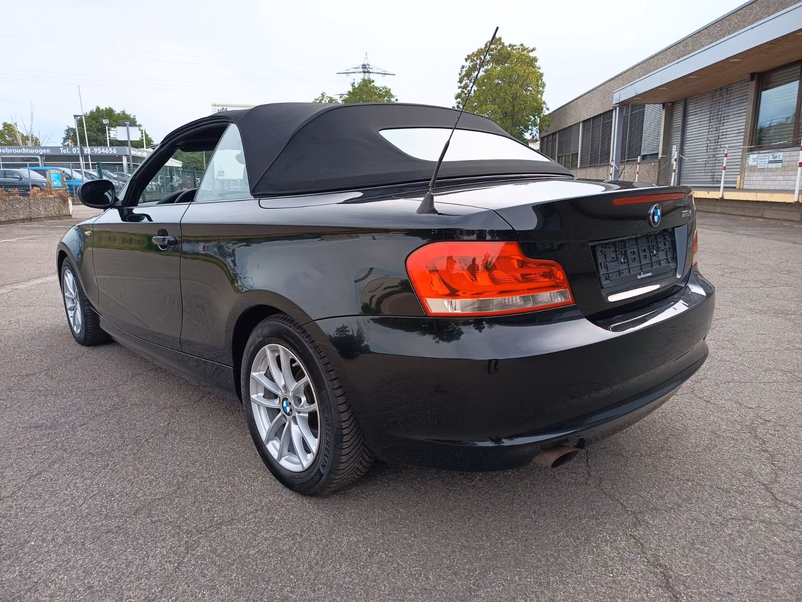 BMW 118 Baureihe 1 Cabrio 118i Automatik