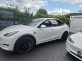 Tesla Model Y AHK 20 Zoll LFP Heckantrieb  - Tesla Model Y in Bremen
