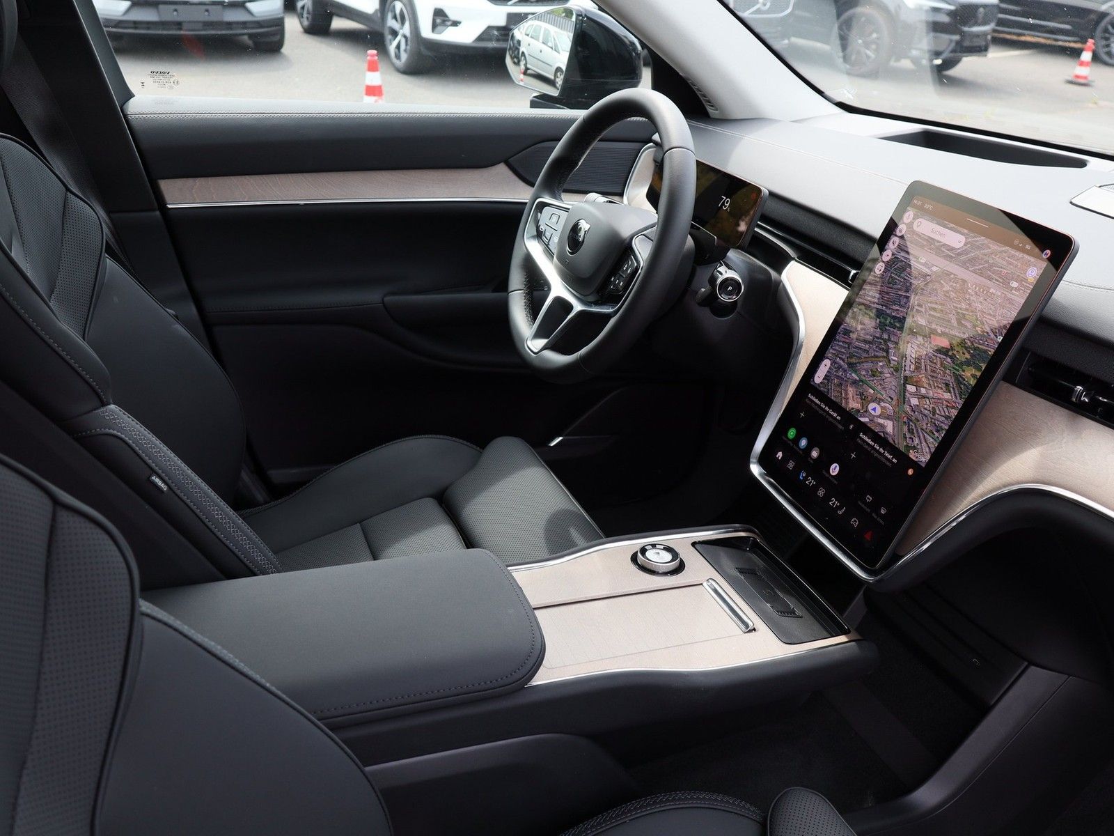 Volvo EX90 Twin Motor AWD Plus NP:99.990,-//AHK/Pilot  imagem 3