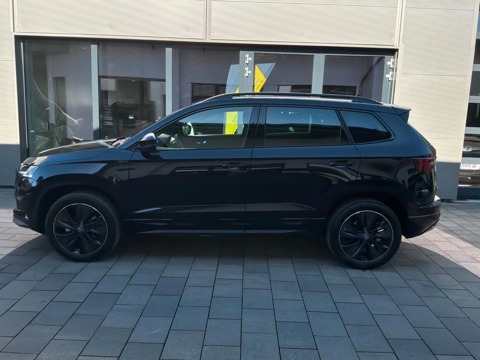 Skoda Karoq 1,5 TSI DSG Sportline LED+Navi+AHK+ACC+5J