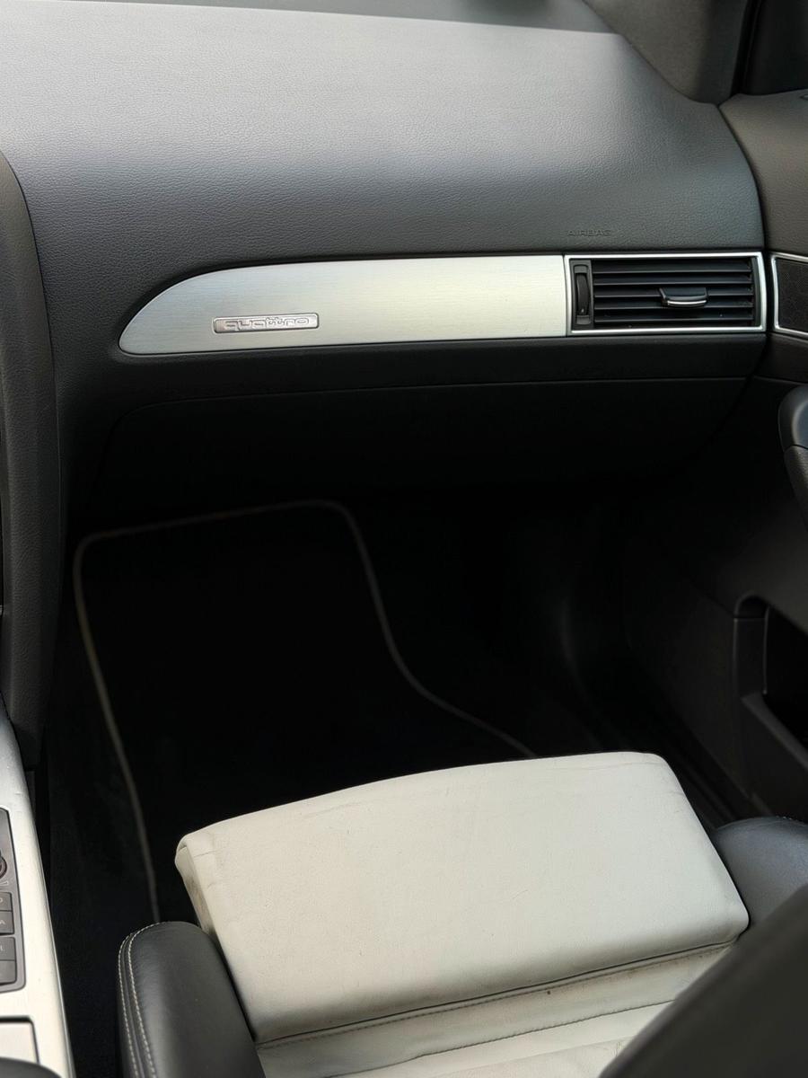Audi Quattro 2010 — photo 14