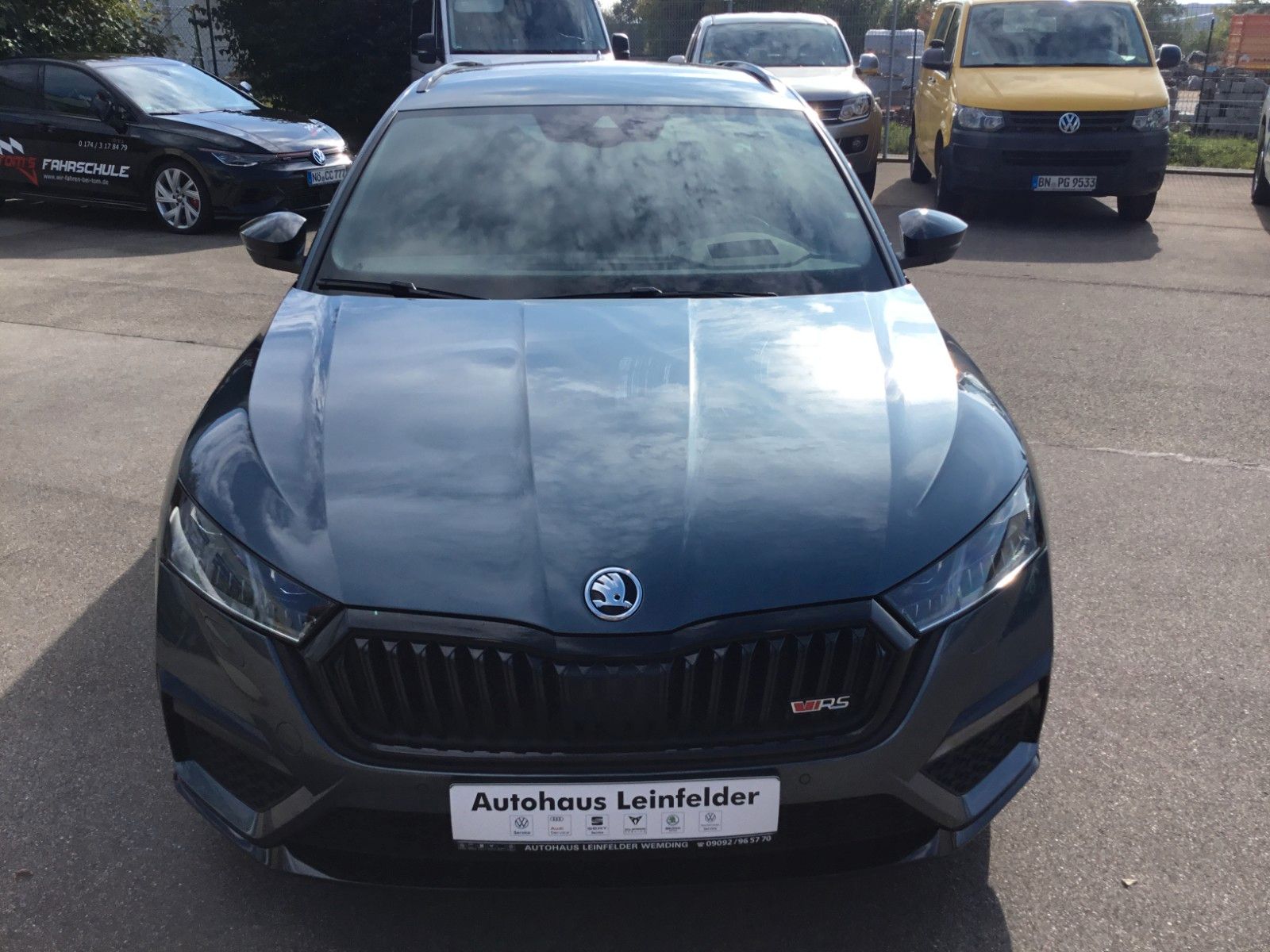 Fahrzeugabbildung SKODA Octavia Combi RS 2.0 TSI DSG+AHK+Head up+Matrix