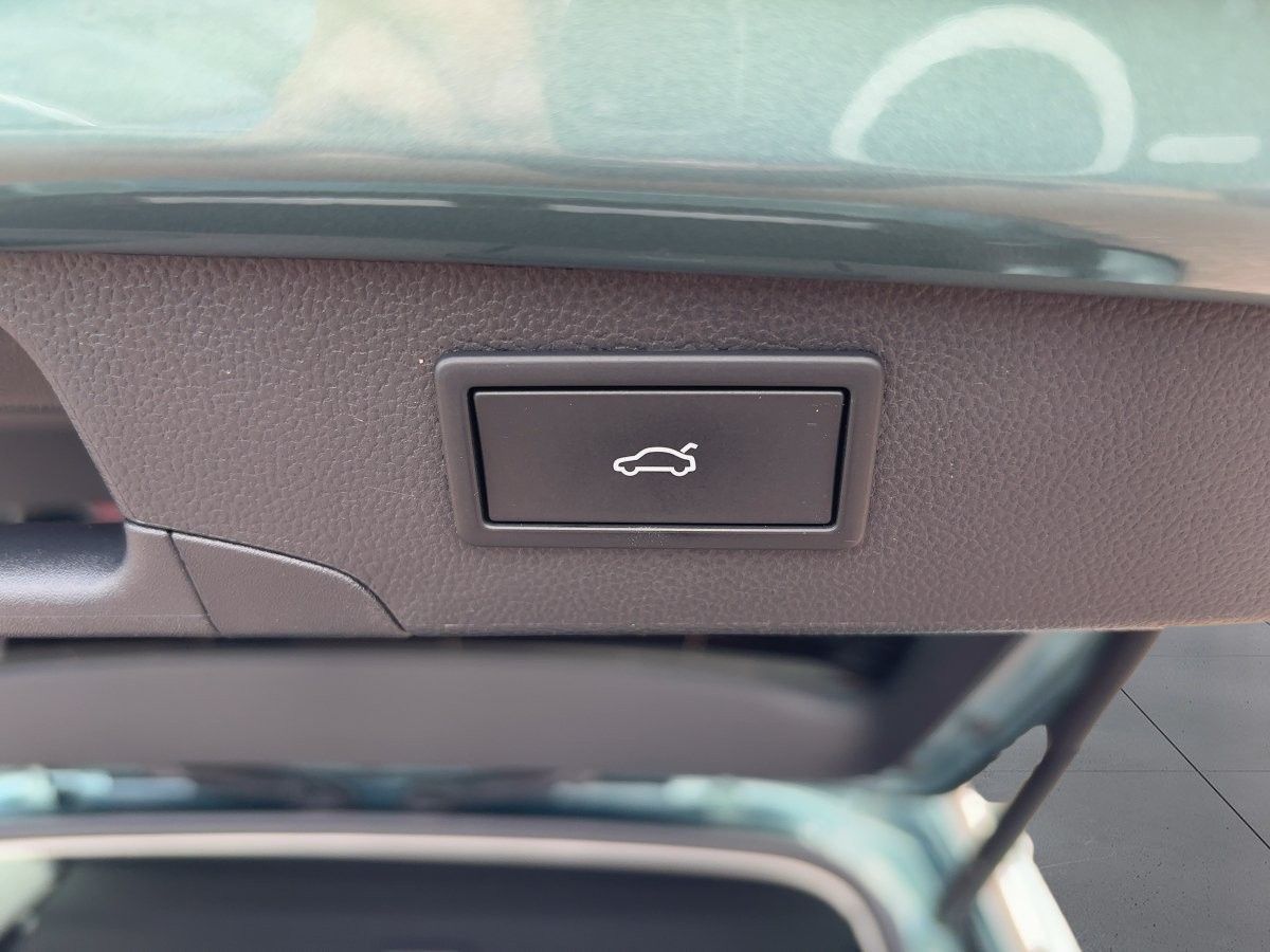 Volkswagen Passat Variant - Bild 19