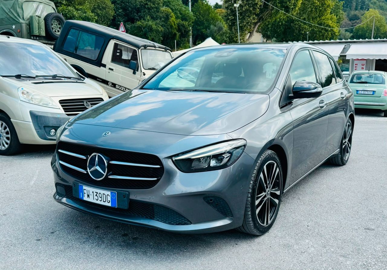 Mercedes-Benz Mercedes-benz B 180 200 d Automatic Executive imagem 2