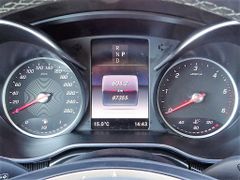 Fahrzeugabbildung Mercedes-Benz V 300 Edition/lang/4Matic/el.Schiebetüren/RFK