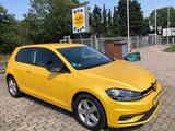 Volkswagen Golf VII Lim. Trendline 1.6TDI BMT-Sitzh-Alu- - Volkswagen Golf: Trendline TDI