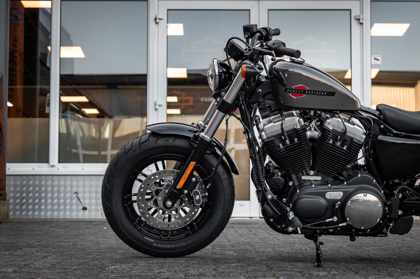 Fahrzeugabbildung Harley-Davidson XL1200X SPORTSTER FORTY-EIGHT Neufahrzeug