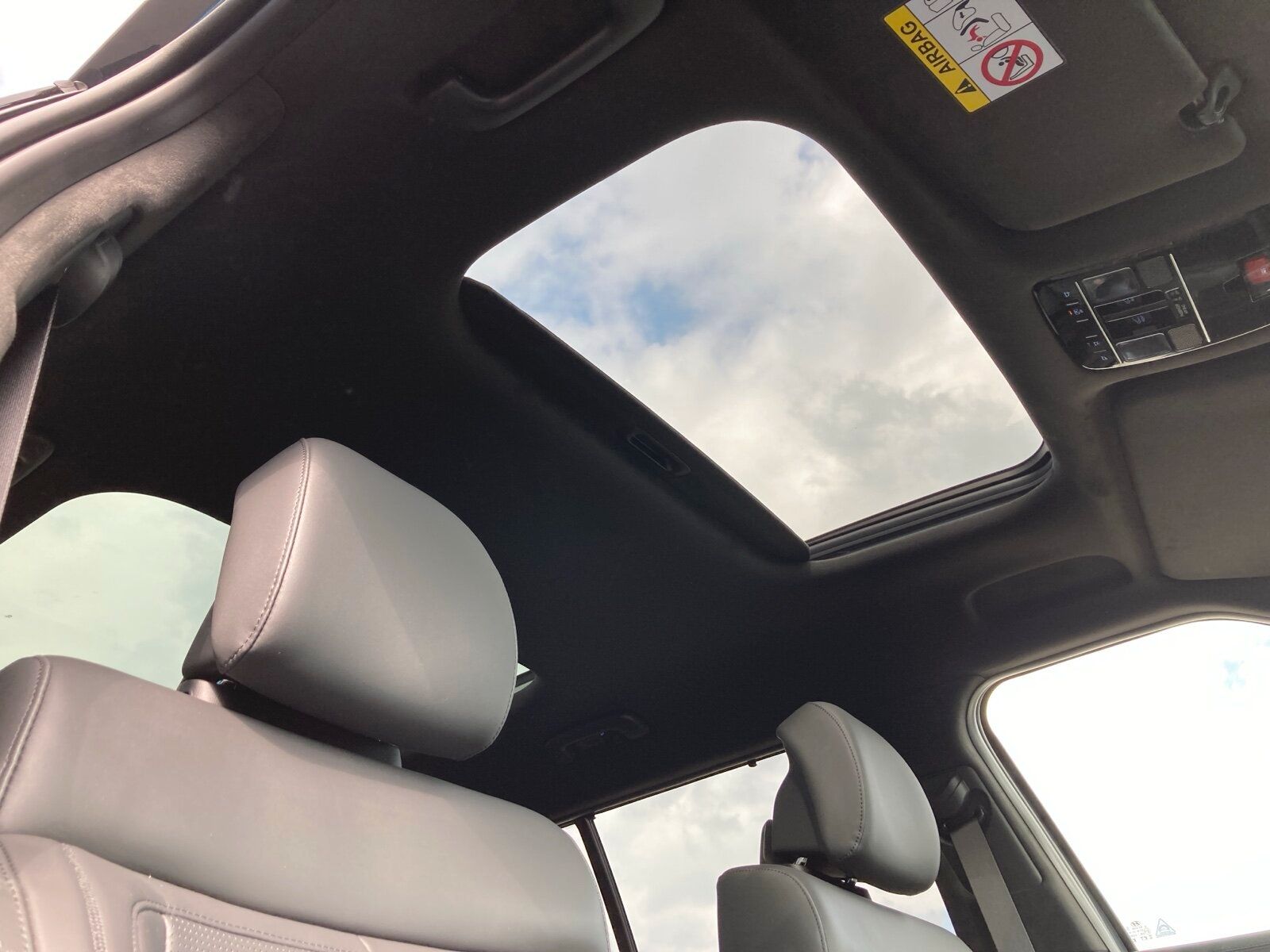 Hyundai Santa Fe – Bild 13