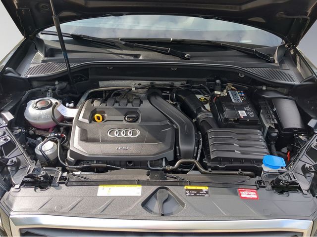 Q2 35 1.5 TFSI S-tronic PDC SHZ NAVI AHK LED