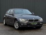 BMW 320d Lim. LUXURY/KAMERA/HEAD-UP/LED/LEDER/NAVI - BMW 320 mit Diesel-Antrieb: Limousine