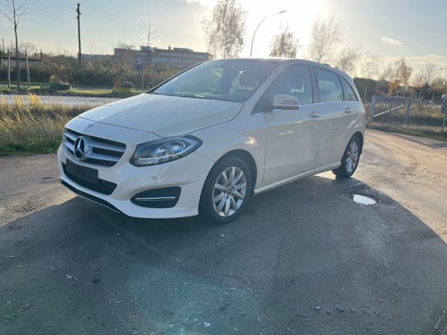 Mercedes-Benz B 200 d DCT