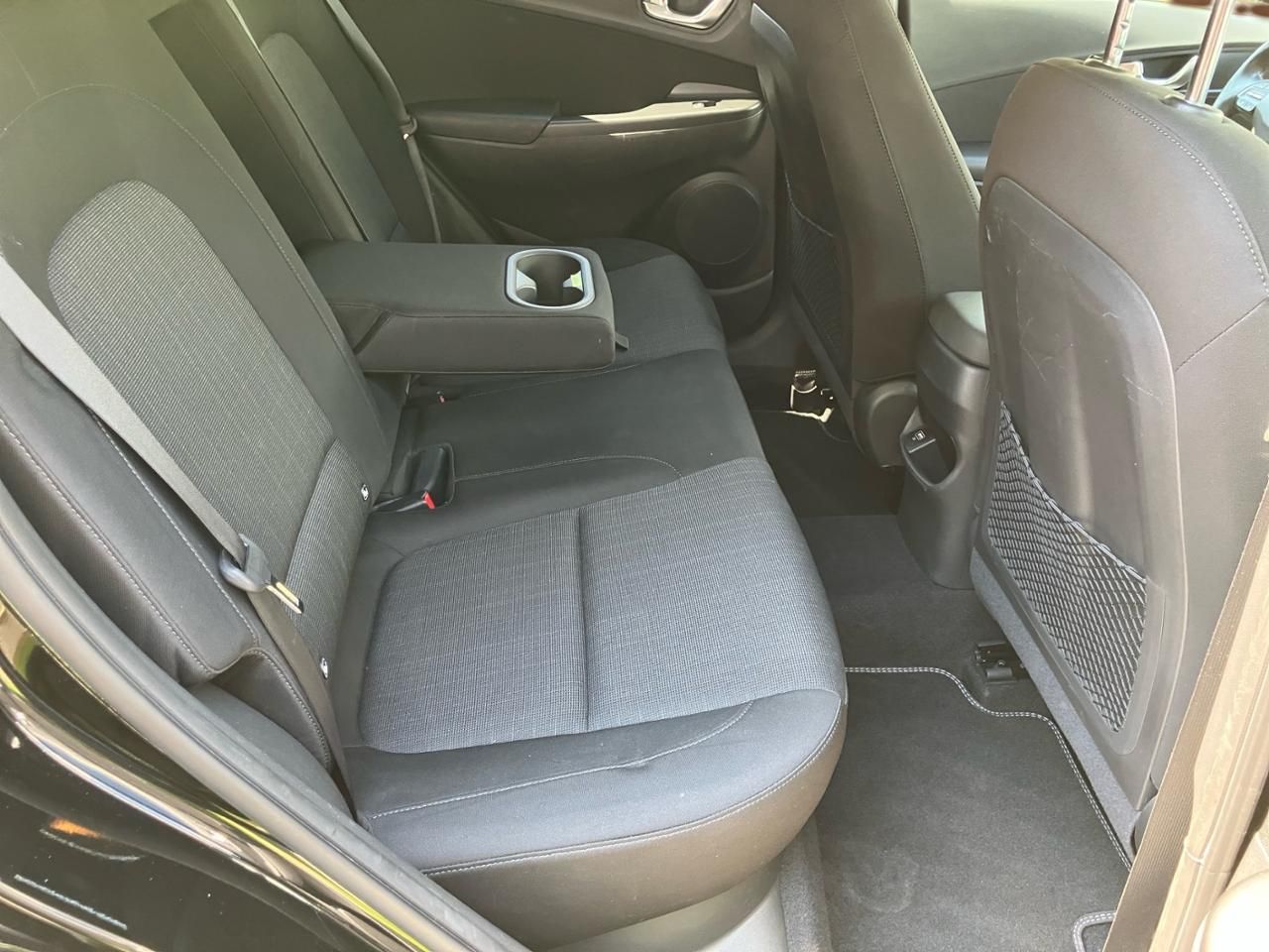 Fahrzeugabbildung Hyundai Kona Intro 1.0 T-GDI *LED*KAMERA*KRELL-SOUND*SHZ