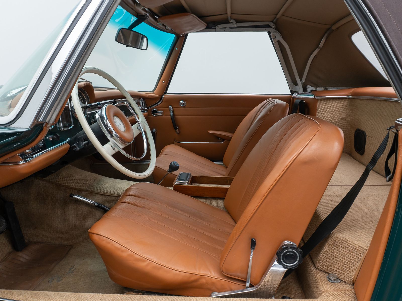 Fahrzeugabbildung Mercedes-Benz 230 SL Pagode H-Zulassung Automatik Leder W113