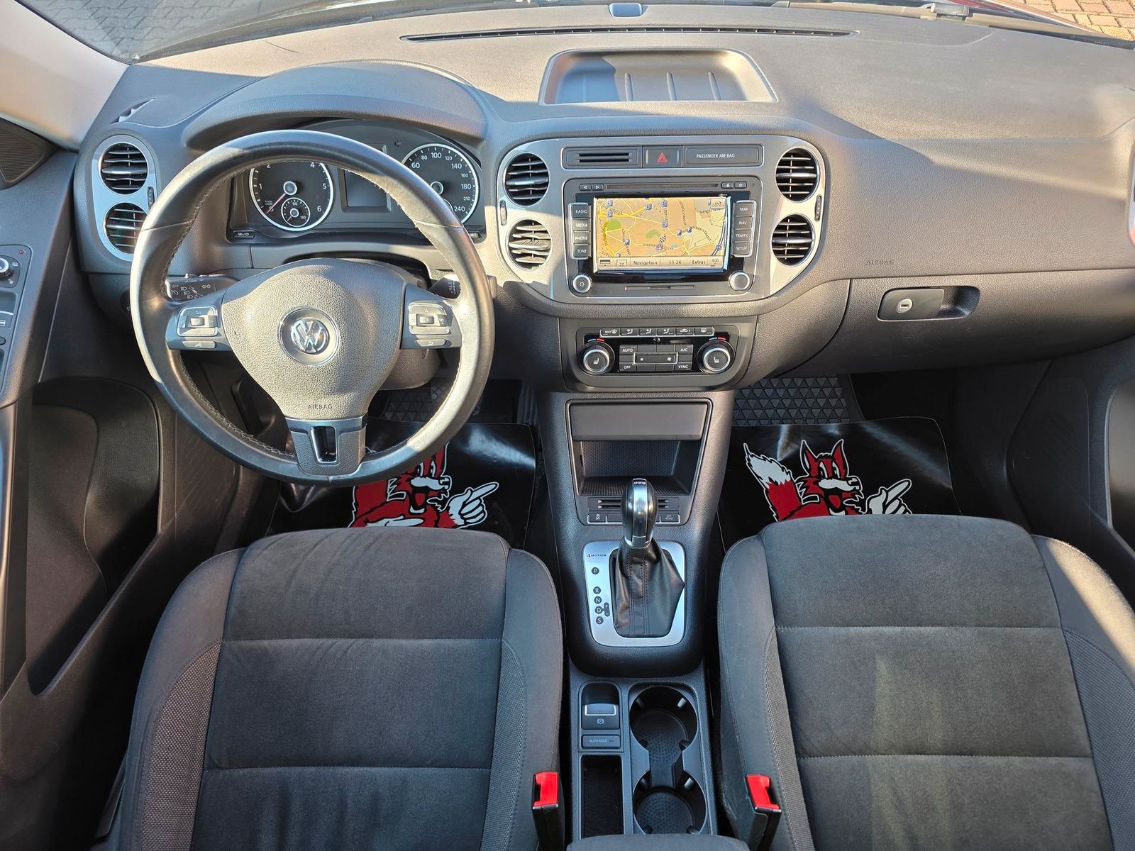 Fahrzeugabbildung Volkswagen Tiguan 2.0 TDI 4x4/Bi-Xenon/Navi/Pano/Ahk