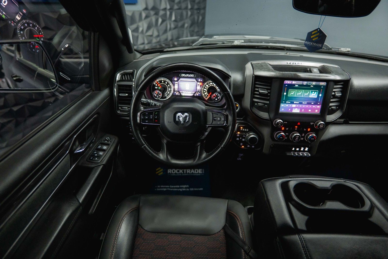 Fahrzeugabbildung Dodge RAM 5.7 V8 HEMI 4x4 Built to Serve AXLE LOCK 19%