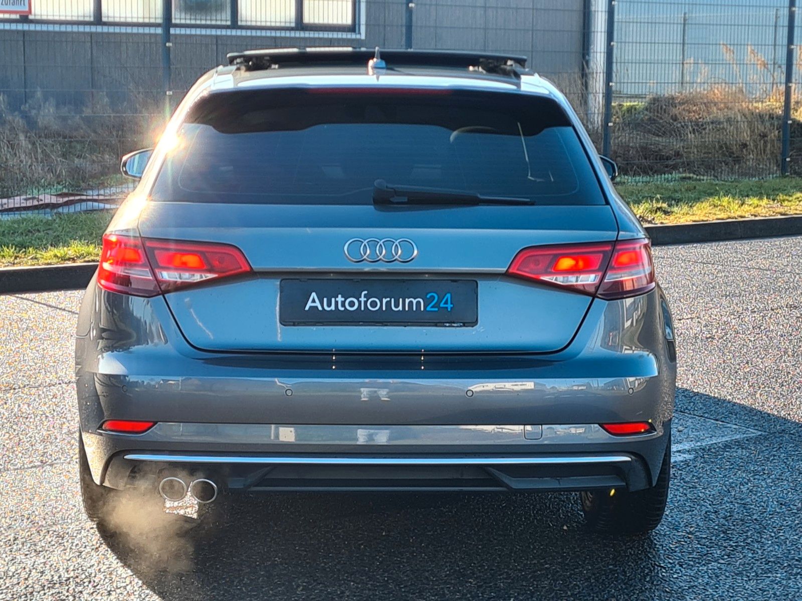 Audi A3 Sportback S-Line*Autom.*Navi*Xenon* foto 4