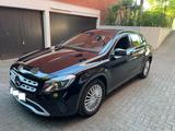 Mercedes-Benz GLA 180 - Navi, 2. Hd., S-Heft MB, Garantie MB - Mercedes-Benz GLA-Klasse Gebrauchtwagen in Bremen