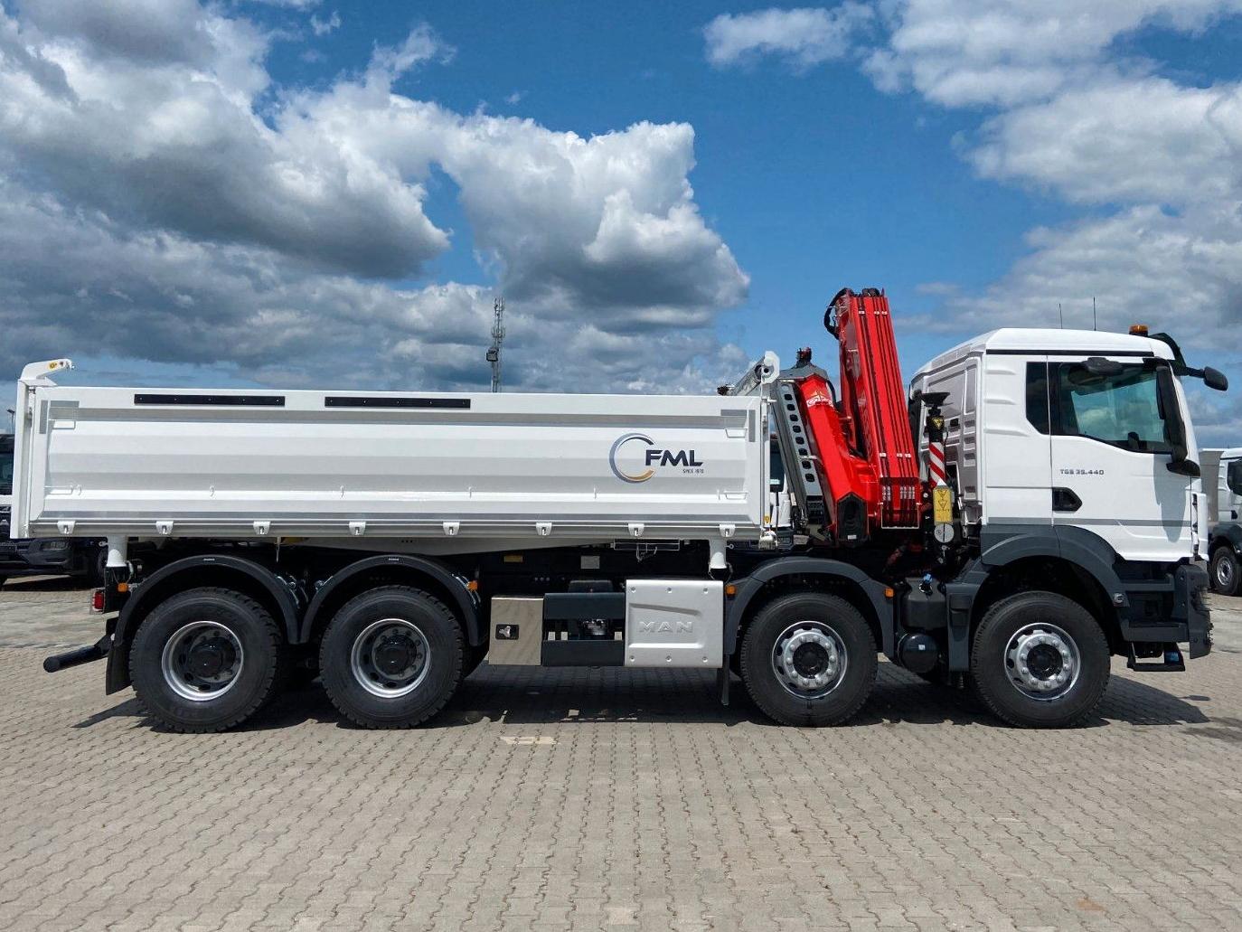 MAN TGS 35.440 8X4 FML KIPPER + FASSI F275.026