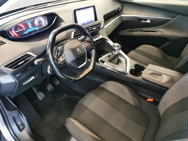 Peugeot 5008 Active Navi PDC 7-Sitzer 