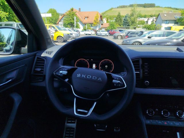 Fahrzeugabbildung SKODA Karoq Sportline TS110/1.5A7F, AHK, Rückfahrkame