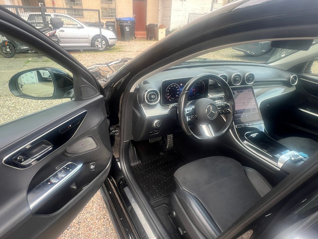 Mercedes-Benz C 220 d 4MATIC T*AMG Paket*Navi*LED*R-Cam