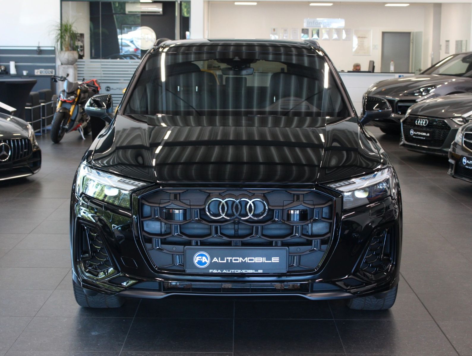 Fahrzeugabbildung Audi Q7 50 TDI Quattro S Line All Black*B&O*Matrix