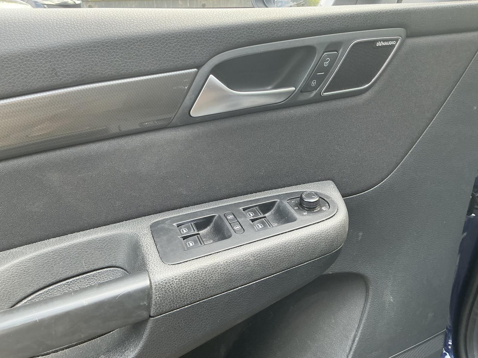 Volkswagen Sharan IQ.DRIVE 7-Sitzer R.Cam Navi AHK ACC SHZ, миниатюра 5