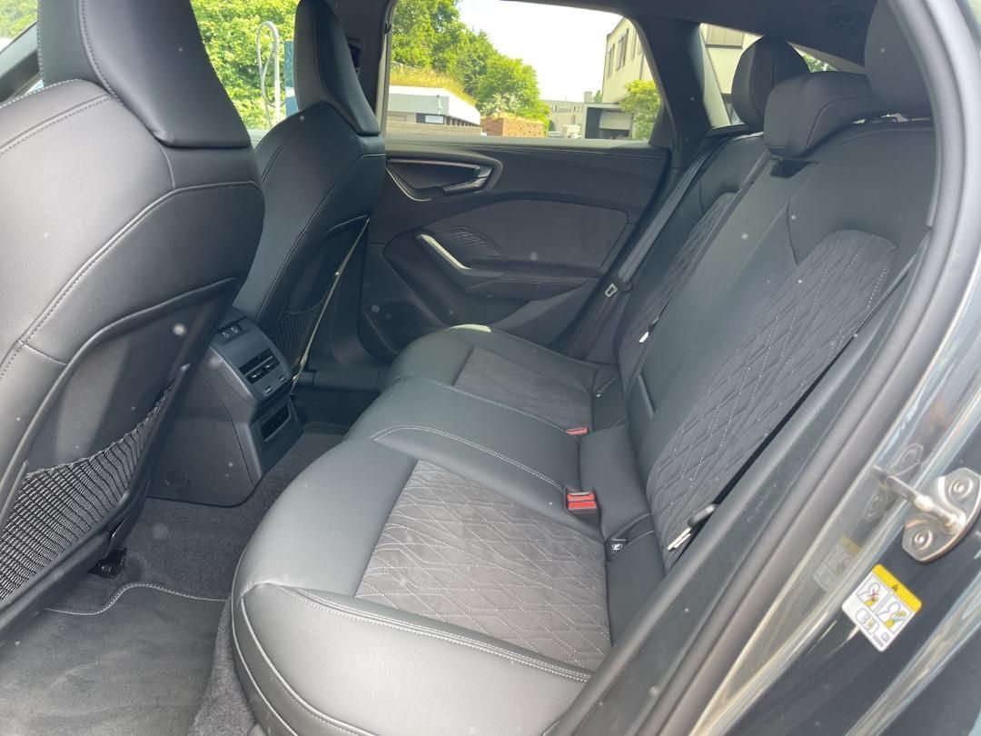 Fahrzeugabbildung Audi A5 Avant TFSI 150 kW S Line 360,AHK,Kamera,LED
