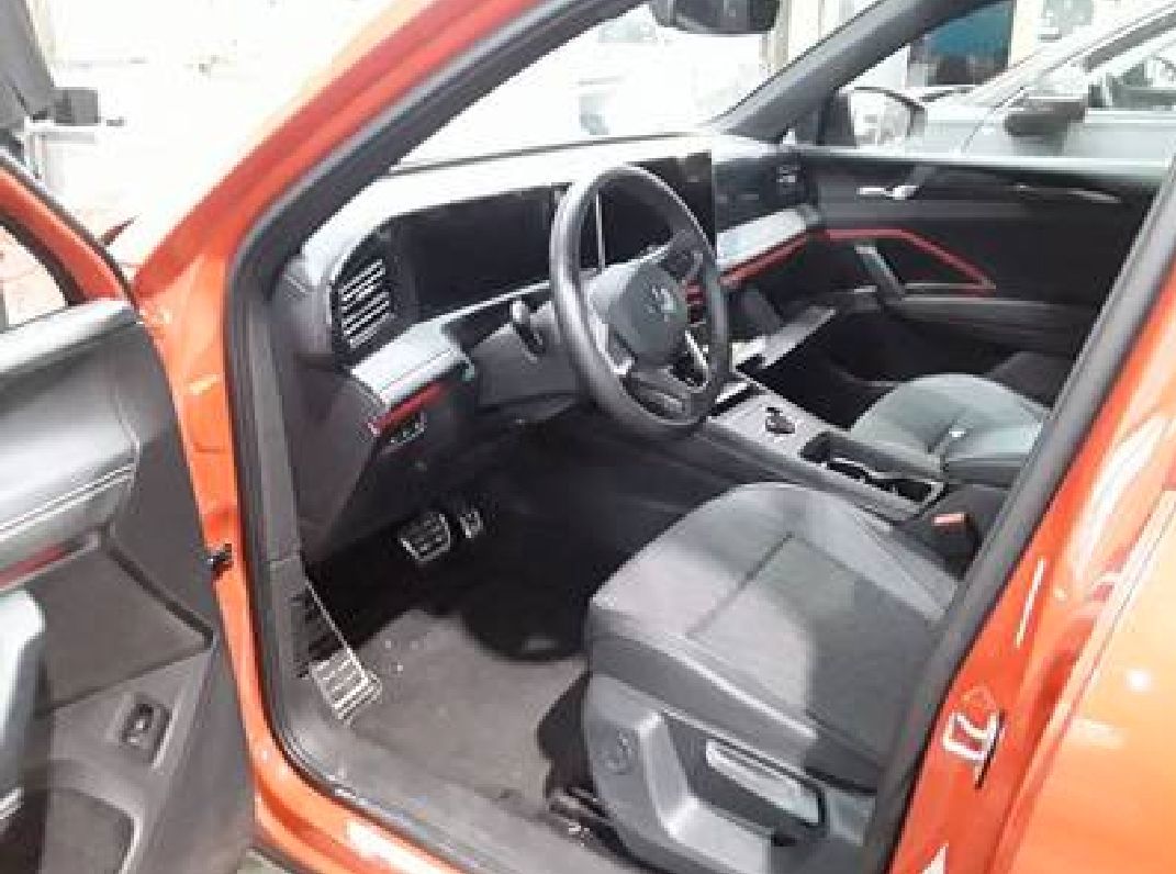 Volkswagen Tiguan 1.5 eTSI DSG GOAL AHK LED NAVI foto 4