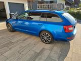 Skoda Octavia 1.8 TSI DSG Joy Combi Joy - Skoda Octavia: Joy