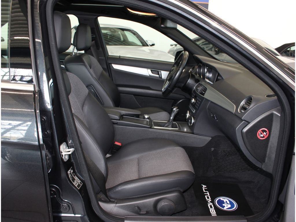Fahrzeugabbildung Mercedes-Benz C 200 CGI AMG Line 2.Hand+H&K+Comand