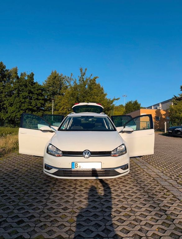 Image of Volkswagen Golf