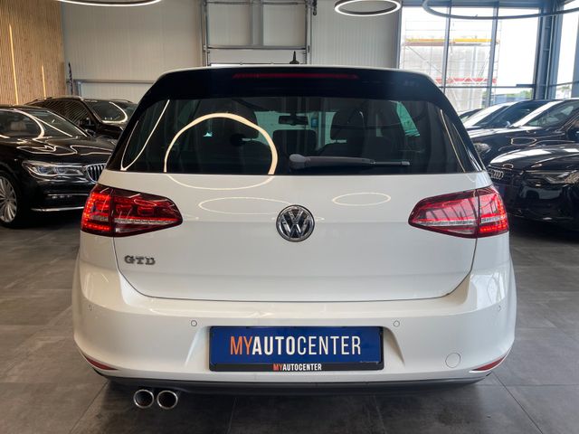 Volkswagen Golf VII Lim. GTD BMT *NAVI*SZHZ*PDC*BI-XENON*