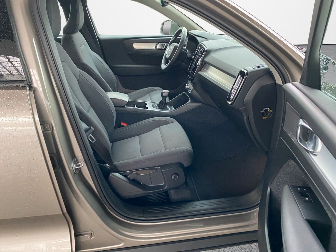 Volvo XC40 Momentum Pro WiPa LED RFK DAB StHzg foto 13