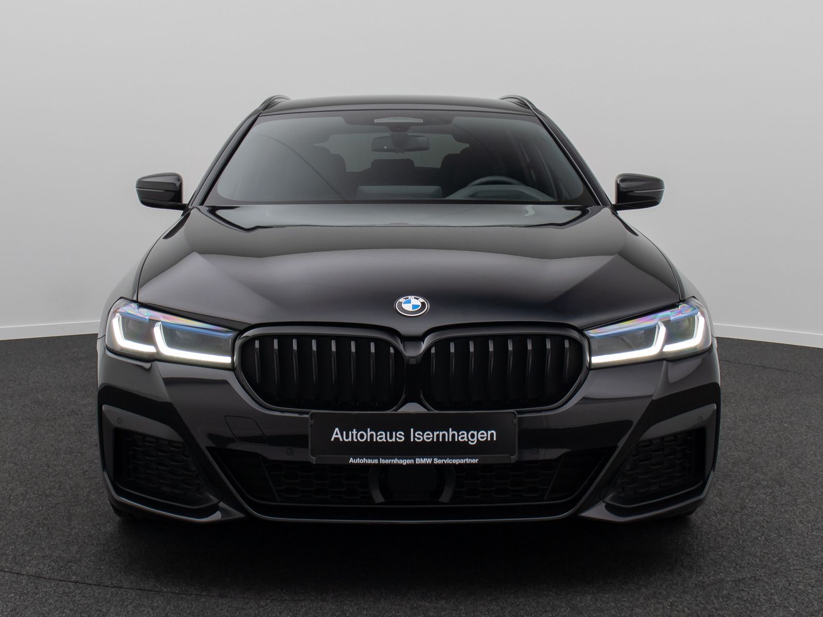 Fahrzeugabbildung BMW 540d xD M Sport Individual HUD DAB H/K Laser