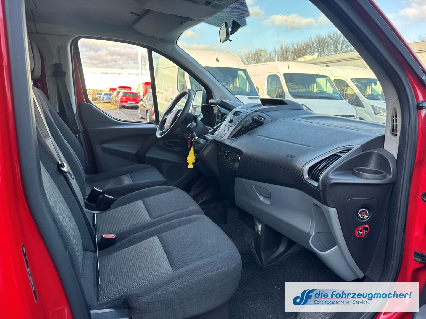 Fahrzeugabbildung Ford Transit Custom Tourneo 300 L1 *2056